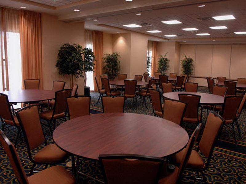 Springhill Suites By Marriott Wheeling Triadelphia Area Restaurant foto